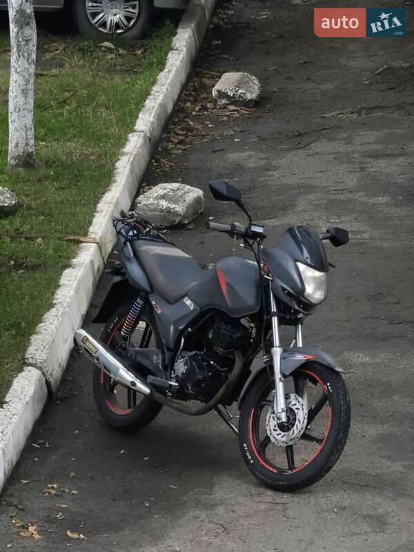 Мотоцикл Багатоцільовий (All-round) Musstang MT150-6