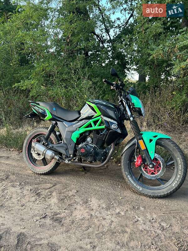 Грузовые мотороллеры, мотоциклы, скутеры, мопеды Musstang XTREET 250