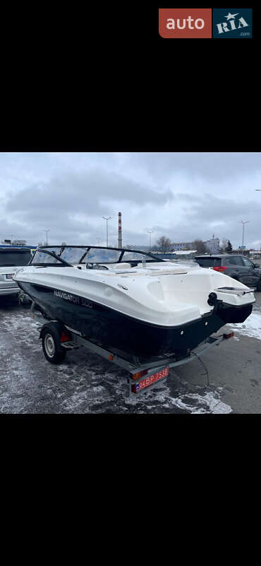 Катер Navigator Sport