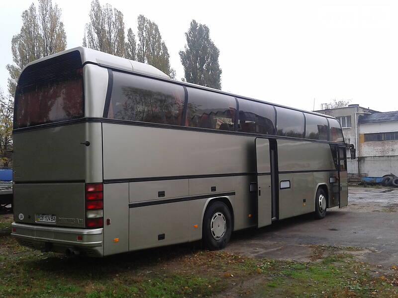 Туристичний / Міжміський автобус Neoplan N 116