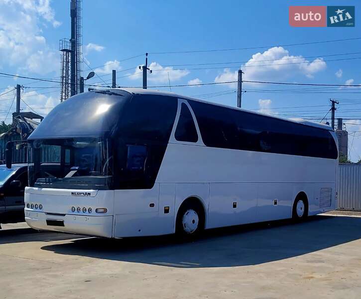Туристичний / Міжміський автобус Neoplan N 516