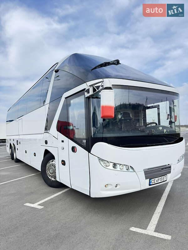Туристический / Междугородний автобус Neoplan N 5217
