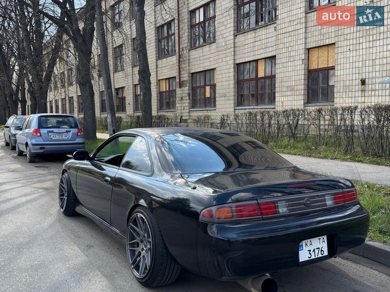 Легковые Nissan 240SX