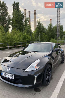 Nissan 370Z  2015