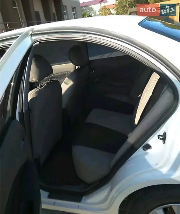 Nissan Almera Classic