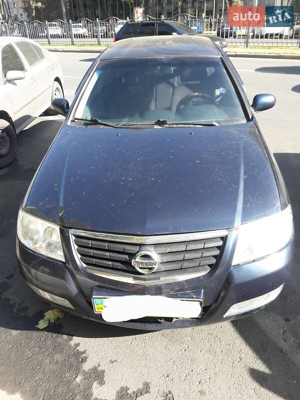 Седан Nissan Almera Classic