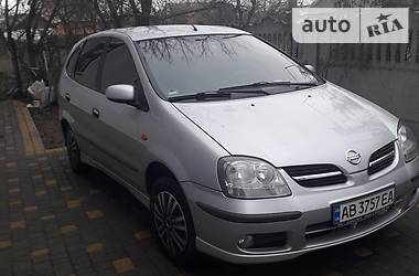 Nissan Almera Tino  2006