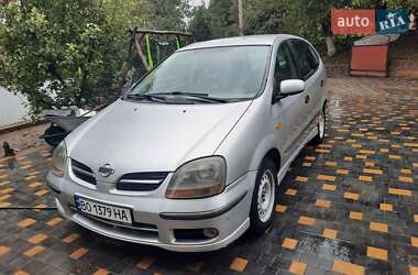 Nissan Almera Tino  2001