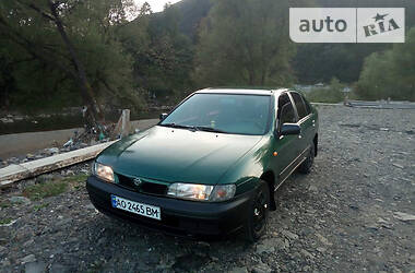 Nissan Almera  1997