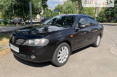 Nissan Almera  2004