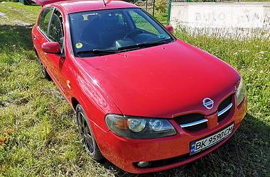 Nissan Almera  2004