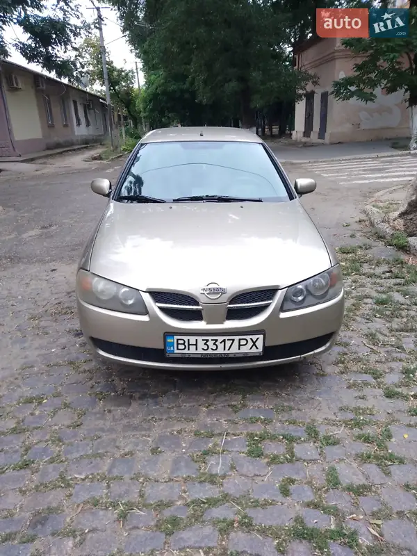 Nissan Almera 2003