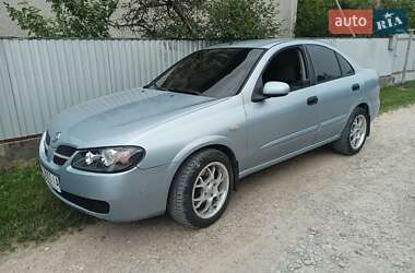 Nissan Almera  2005