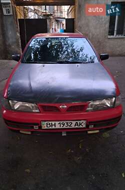 Nissan Almera 1996