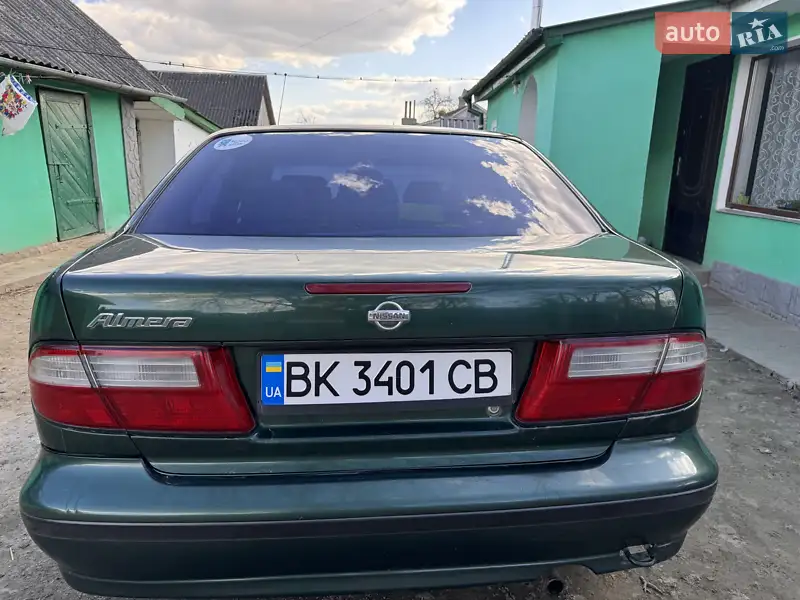 Nissan Almera 1999