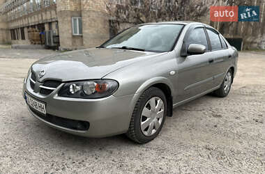 Nissan Almera 2005