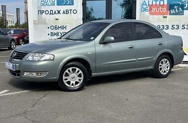 Nissan Almera 2006