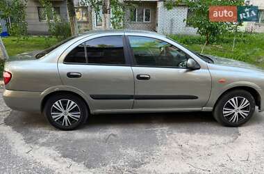 Nissan Almera  2006