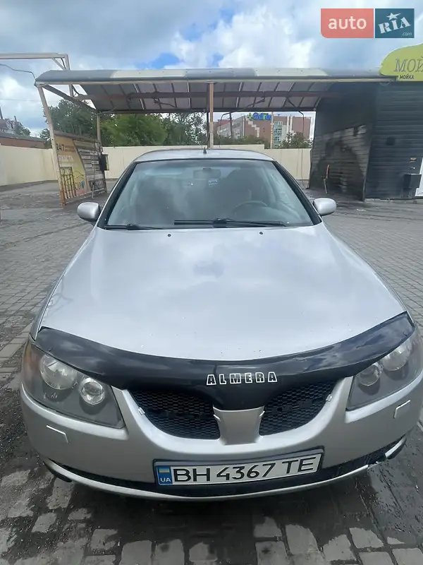 Nissan Almera 2003
