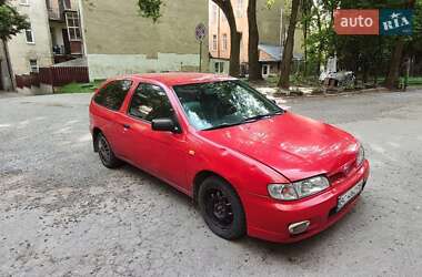 Nissan Almera  1997