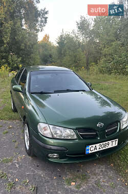 Nissan Almera 2001