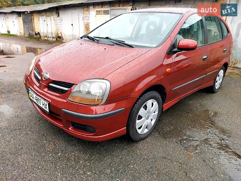 Nissan Almera