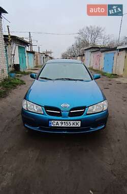Nissan Almera 2000