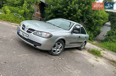 Nissan Almera  2003