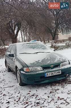Nissan Almera  1996