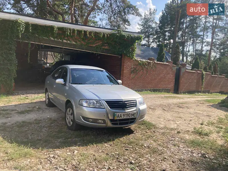 Nissan Almera 2012