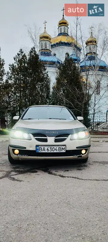 Nissan Almera 2003