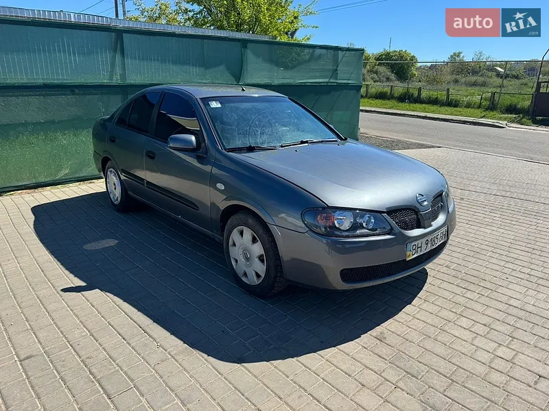Nissan Almera 2003