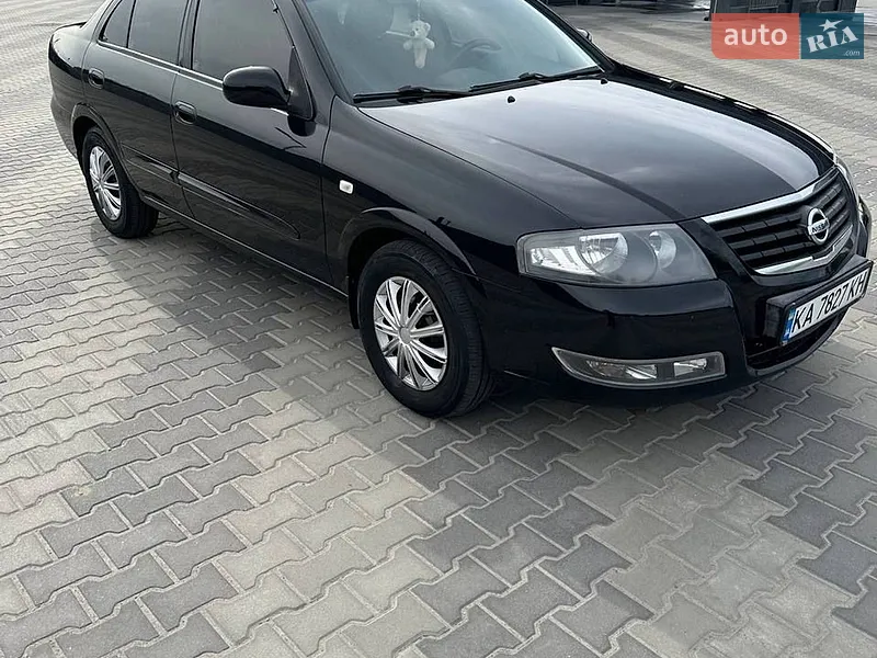 Nissan Almera 2012