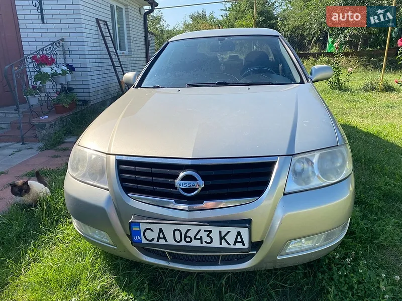 Nissan Almera 2008