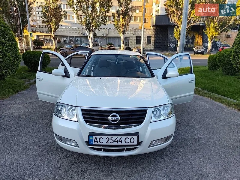 Nissan Almera 2012