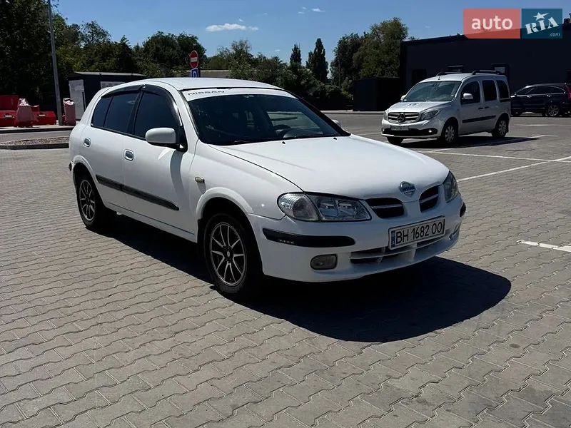 Nissan Almera 2002