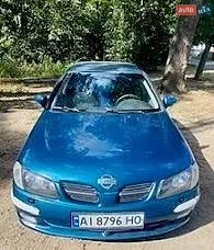 Nissan Almera 2001