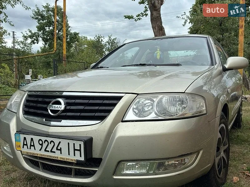 Nissan Almera 2008