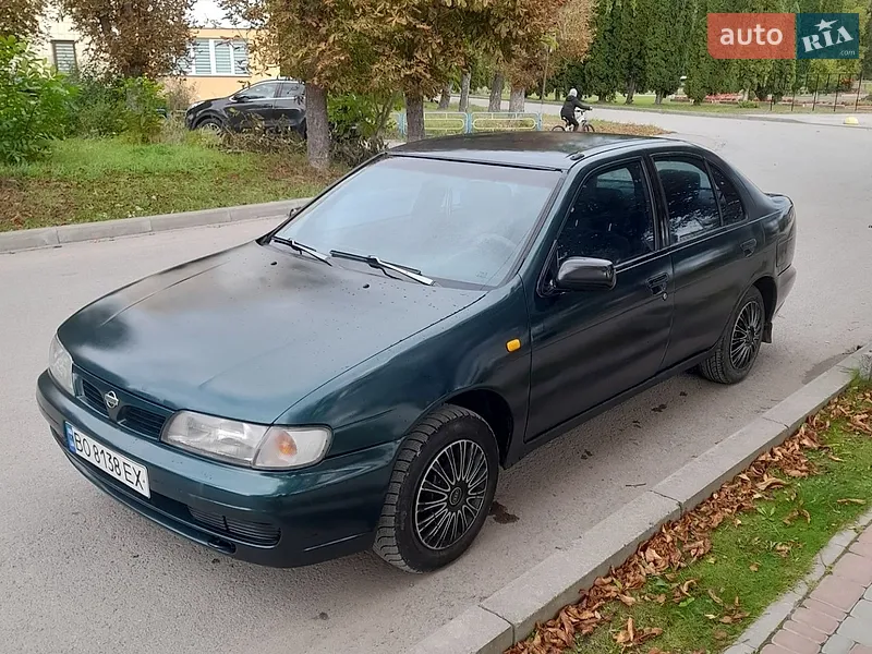 Nissan Almera 1996