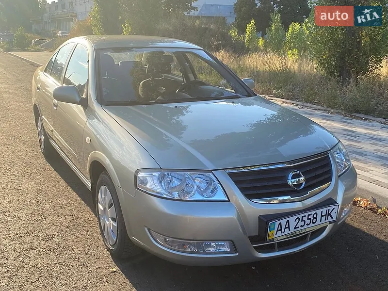 Nissan Almera 2008