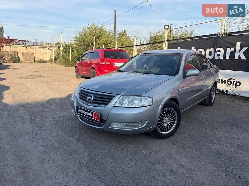 Nissan Almera 2008