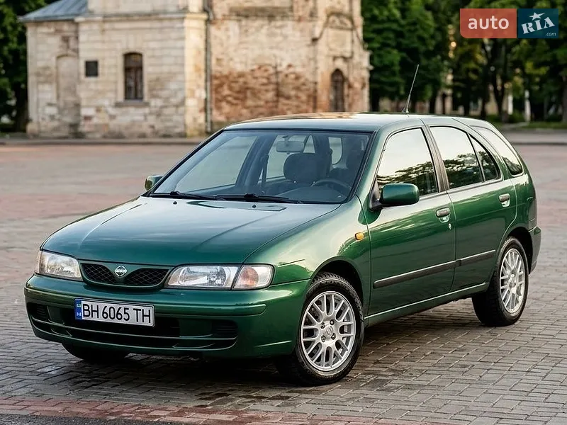 Nissan Almera