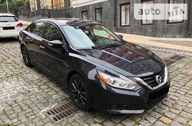 Nissan Altima  Altima SL  2017