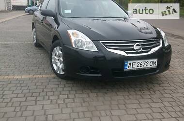 Nissan Altima S 2010