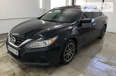 Nissan Altima  2016