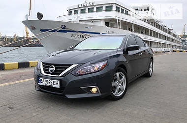 Nissan Altima  2018