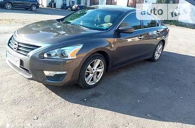 Nissan Altima  2012