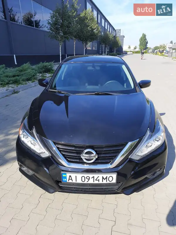 Nissan Altima