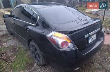 Nissan Altima  2008