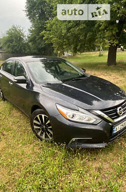 Nissan Altima  2018